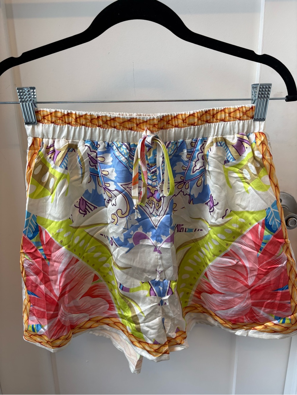 Floral Print Drawstring Women’s Shorts - Multicolor